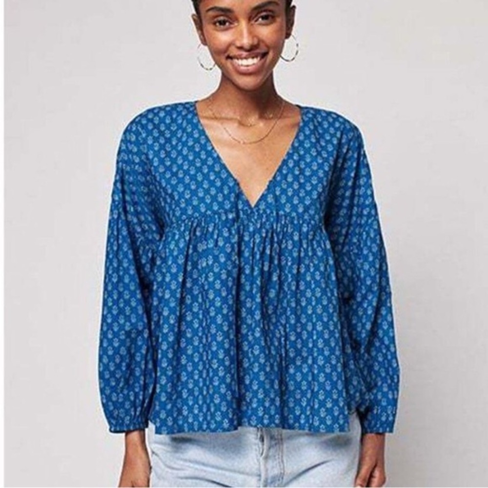 NWT Faherty Lyla Top in Indigo Goni Floral, Size M